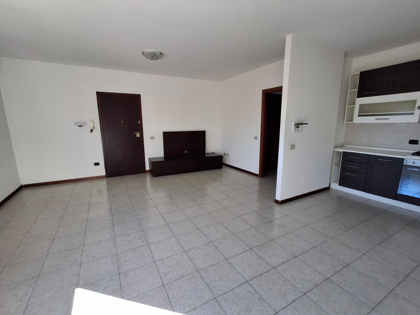 Trilocale con terrazzi a Capraia e Limite