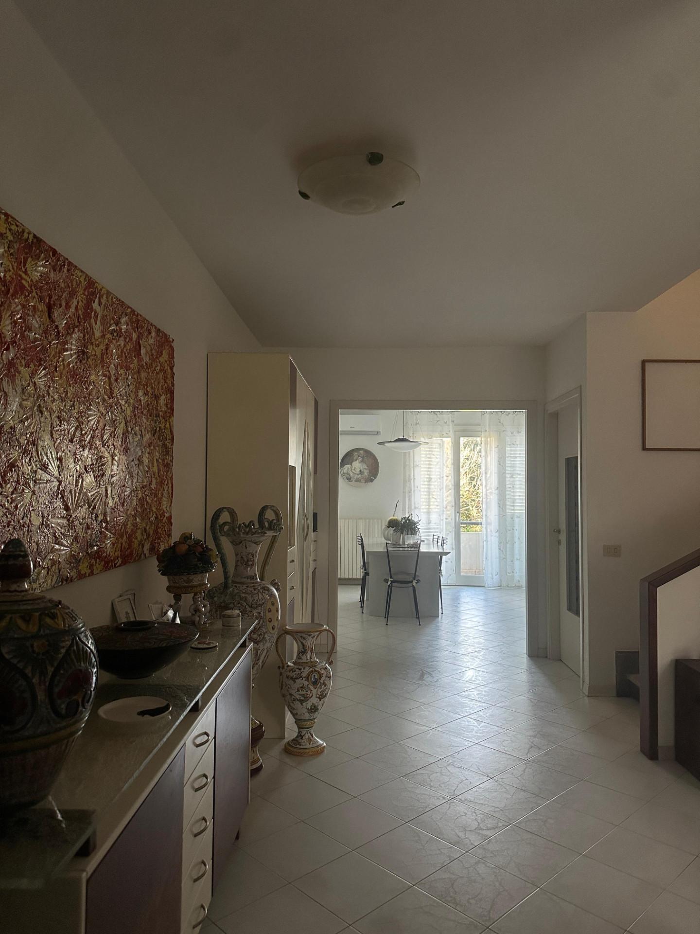 Villa con terrazzi, Capraia e Limite limite