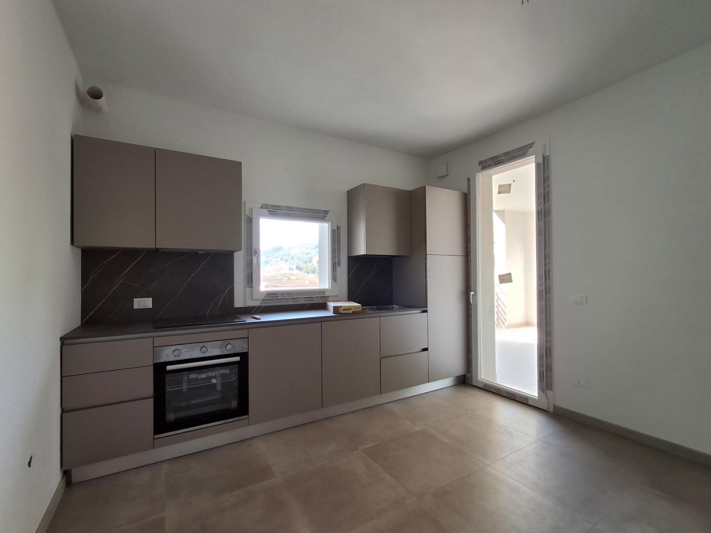 Bilocale arredato in affitto a Capraia e Limite