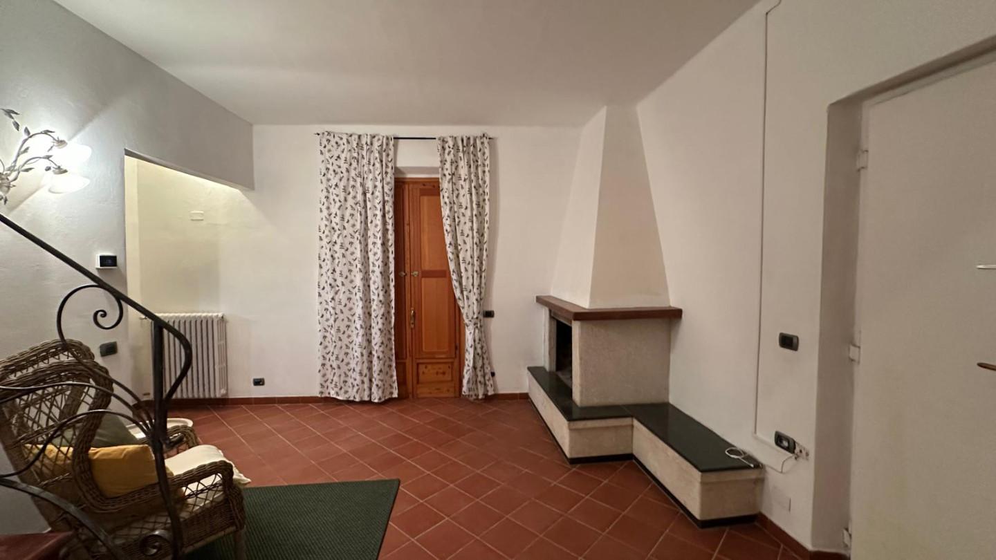 Casa indipendente arredata in affitto, Empoli corniola