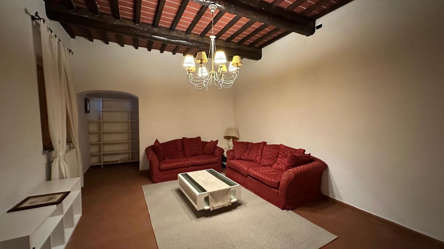 Casa indipendente arredata in affitto, Empoli corniola