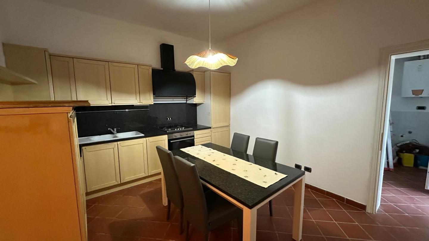 Casa indipendente arredata in affitto, Empoli corniola