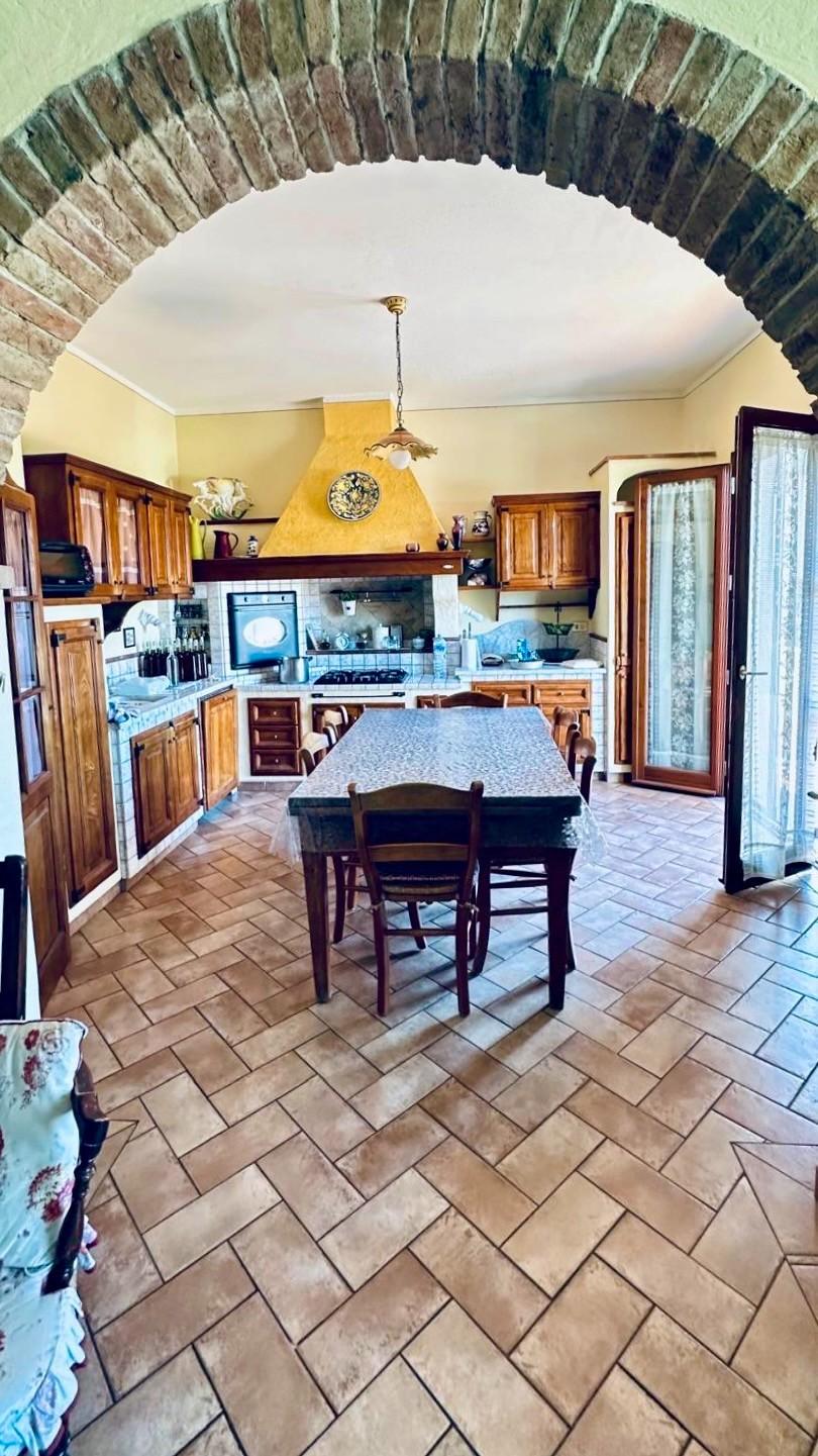 Appartamento con giardino a Vinci