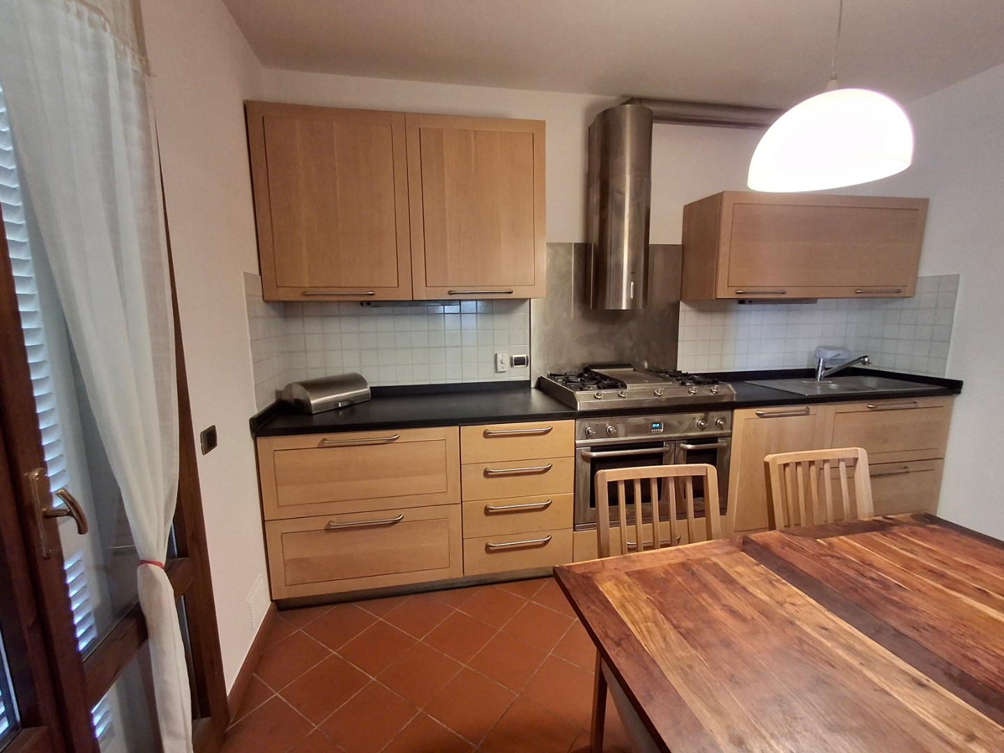 Casa indipendente con giardino a Capraia e Limite