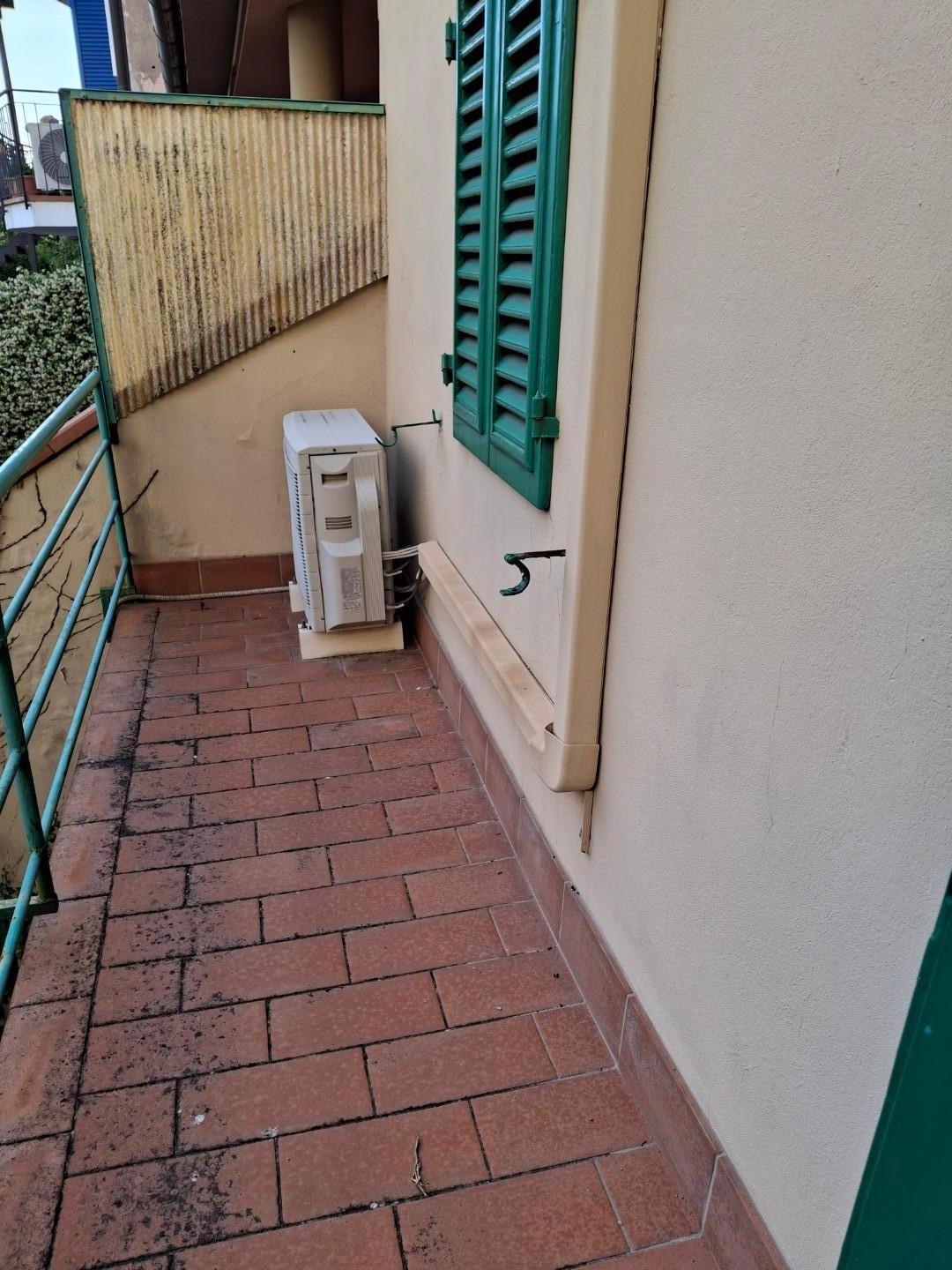 Casa indipendente con terrazzi a Empoli
