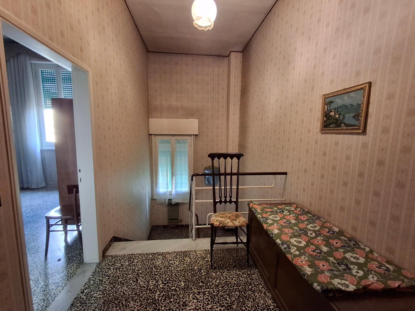 Casa indipendente con terrazzi a Empoli