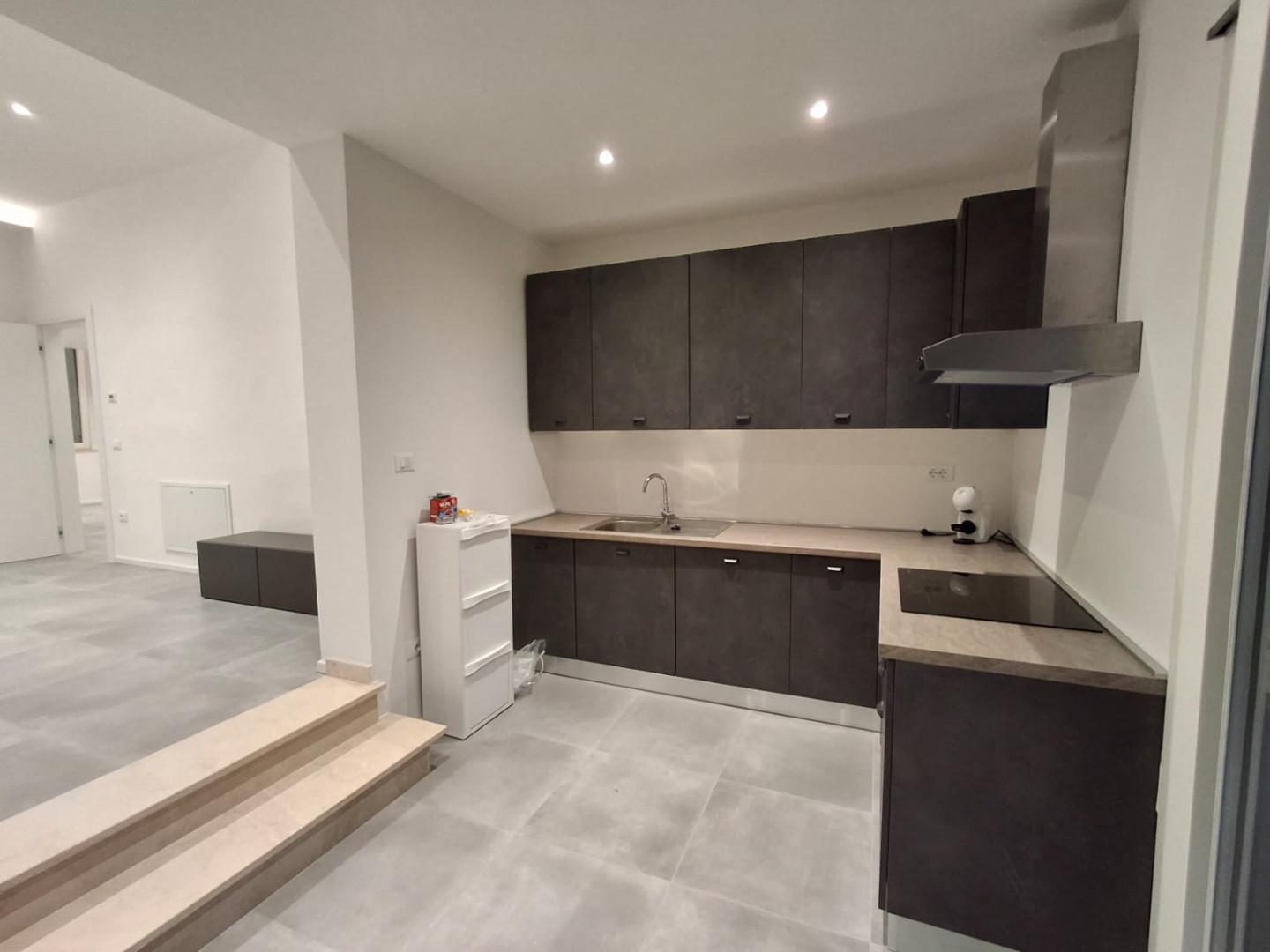 Appartamento con terrazzo, Vinci sovigliana