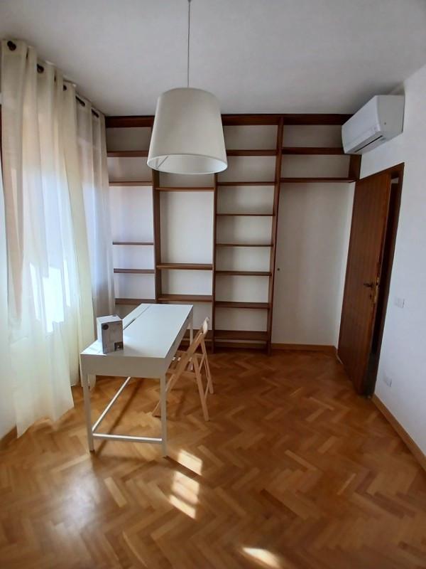 Stanza Singola con terrazzo, Pisa porta a lucca