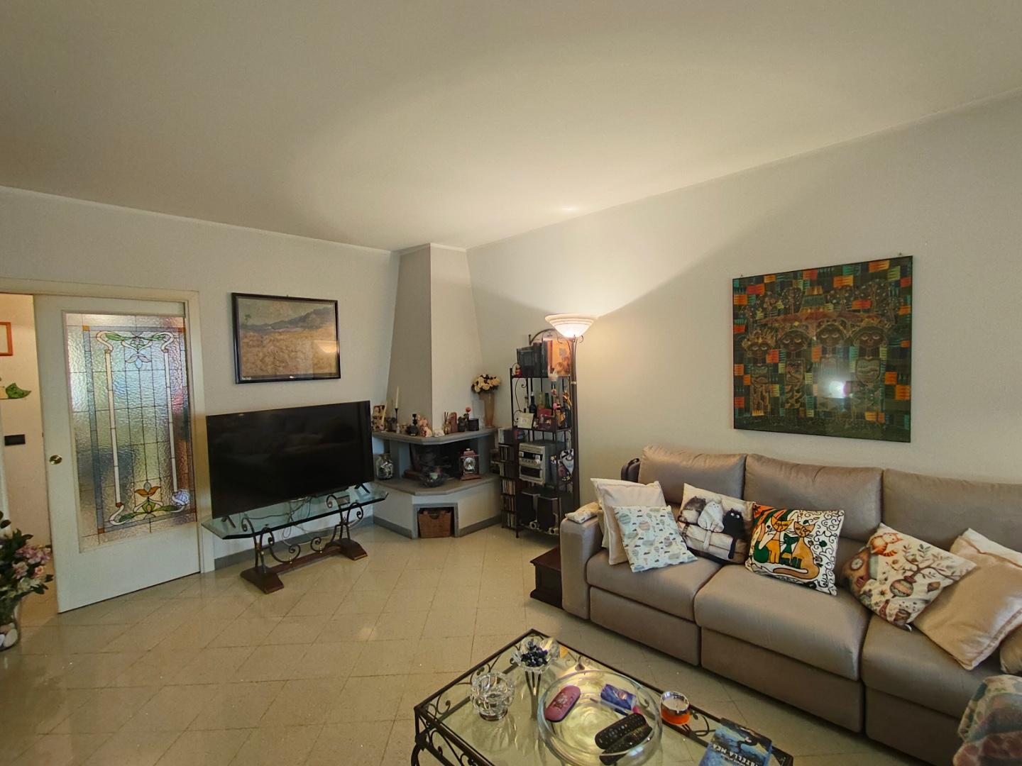 Villa con giardino, Pisa la vettola