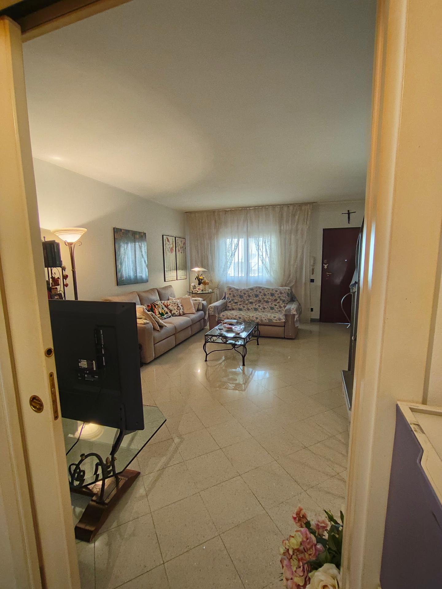 Villa con giardino, Pisa la vettola