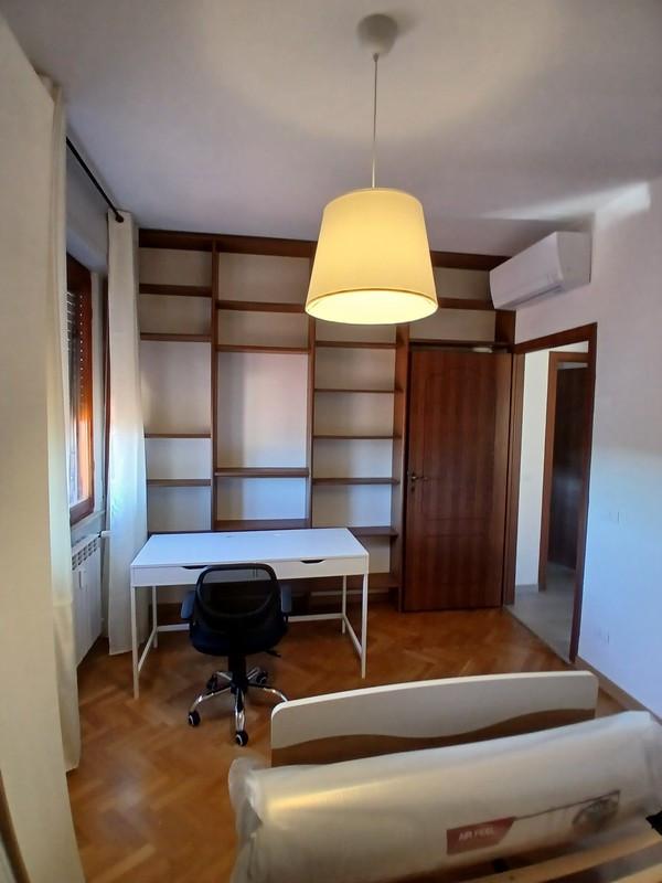 Stanza Singola con terrazzo, Pisa porta a lucca