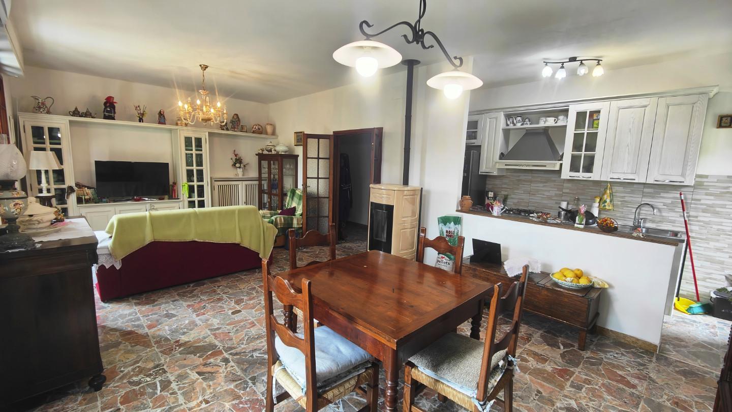 Villa Bifamiliare con giardino, San Giuliano Terme asciano