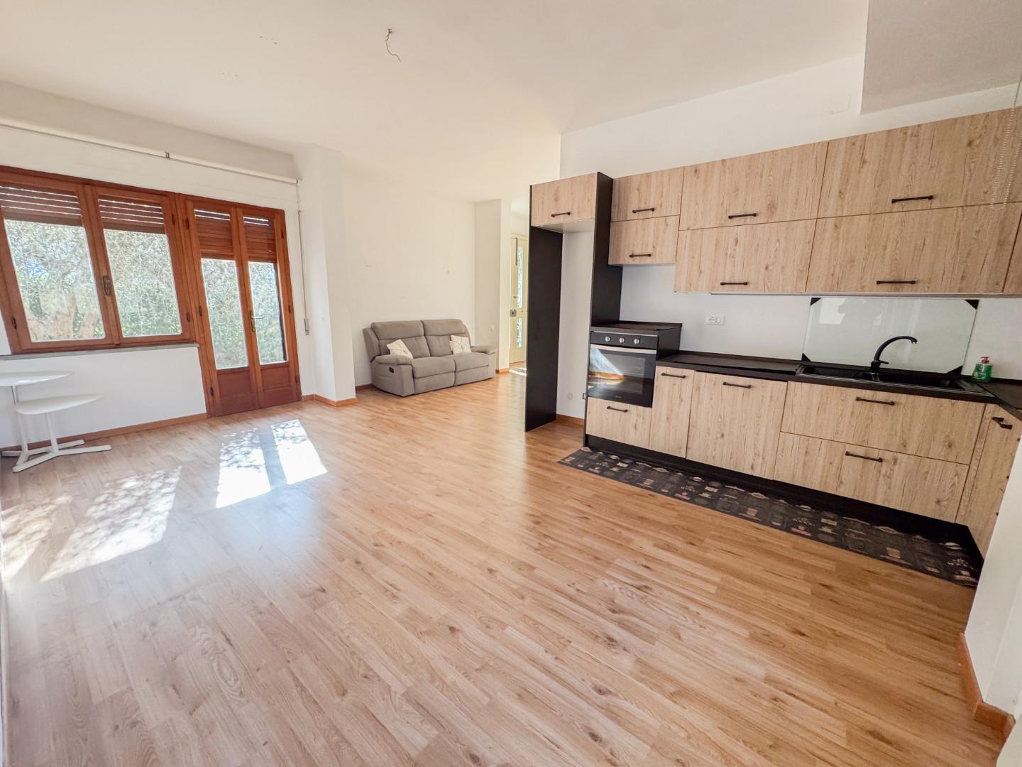 Trilocale con giardino a Calci