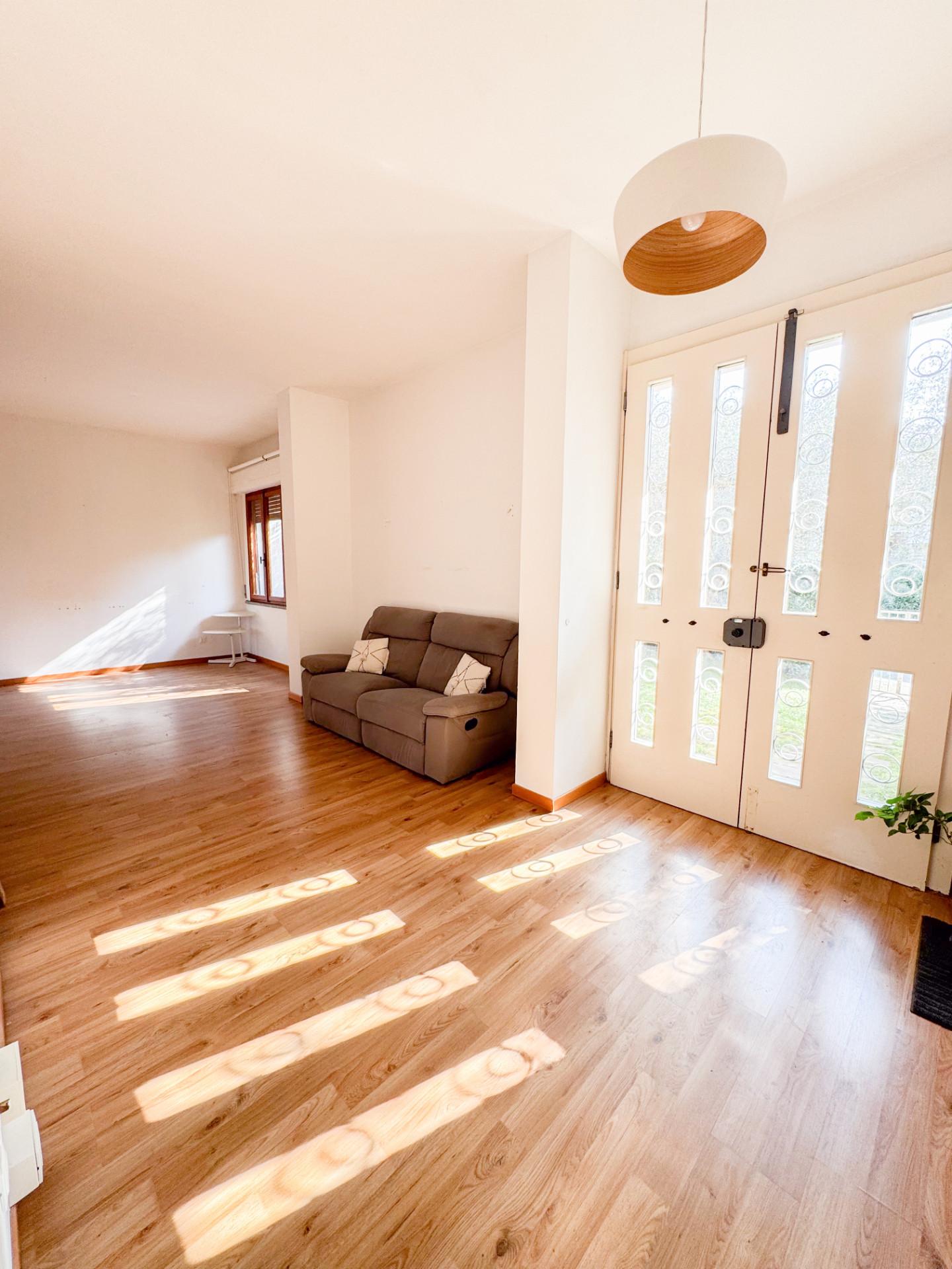 Trilocale con giardino a Calci