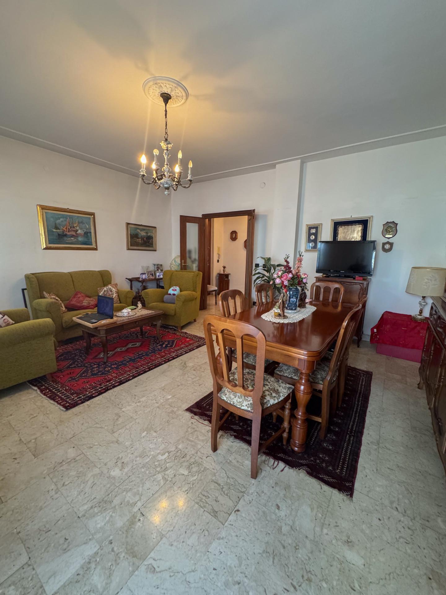 Appartamento con terrazzo, Pisa ingegneria