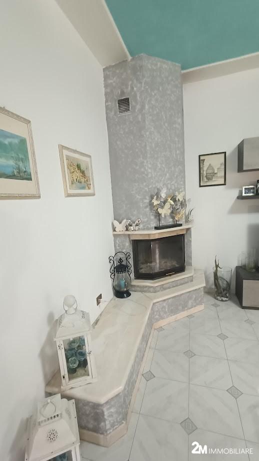 Villa con giardino, Vecchiano filettole
