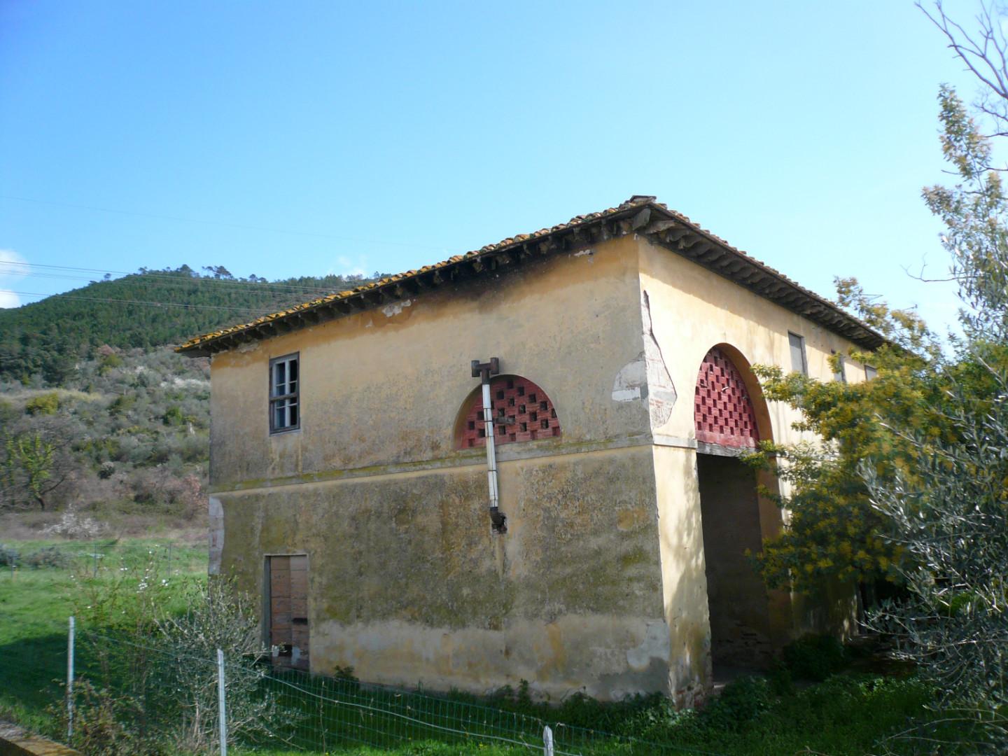 Casa indipendente con giardino, Calci la gabella