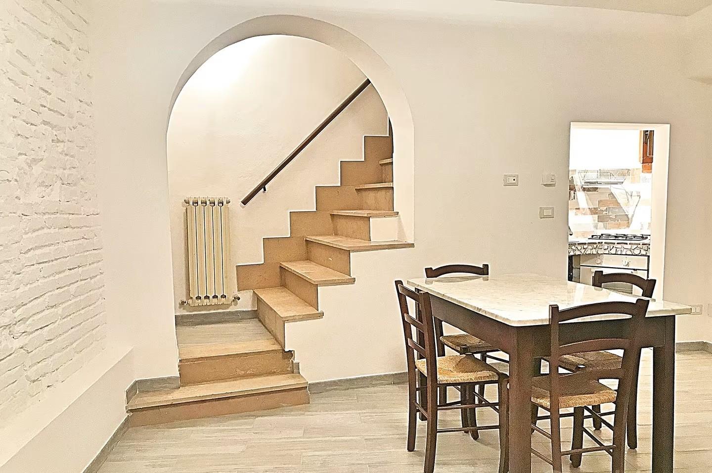 Casa indipendente arredata in affitto a Fauglia