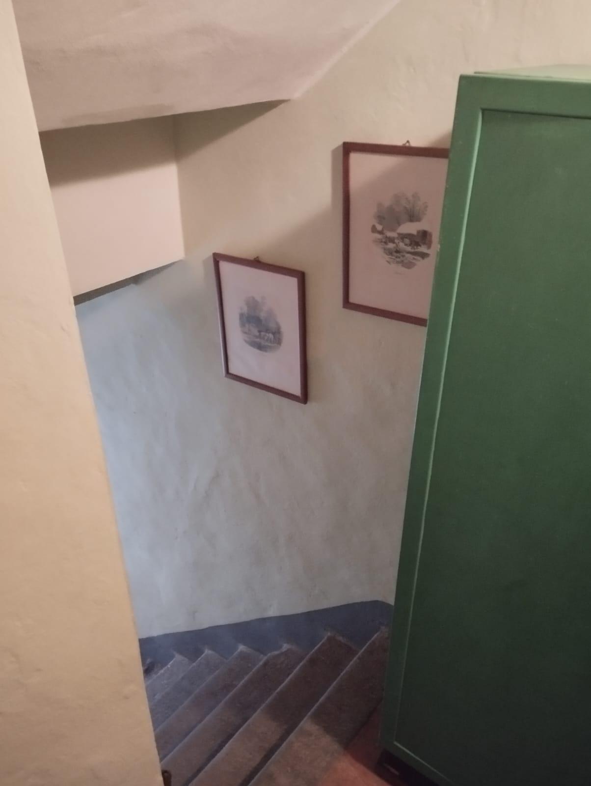 Casa indipendente arredata in affitto a Chianni