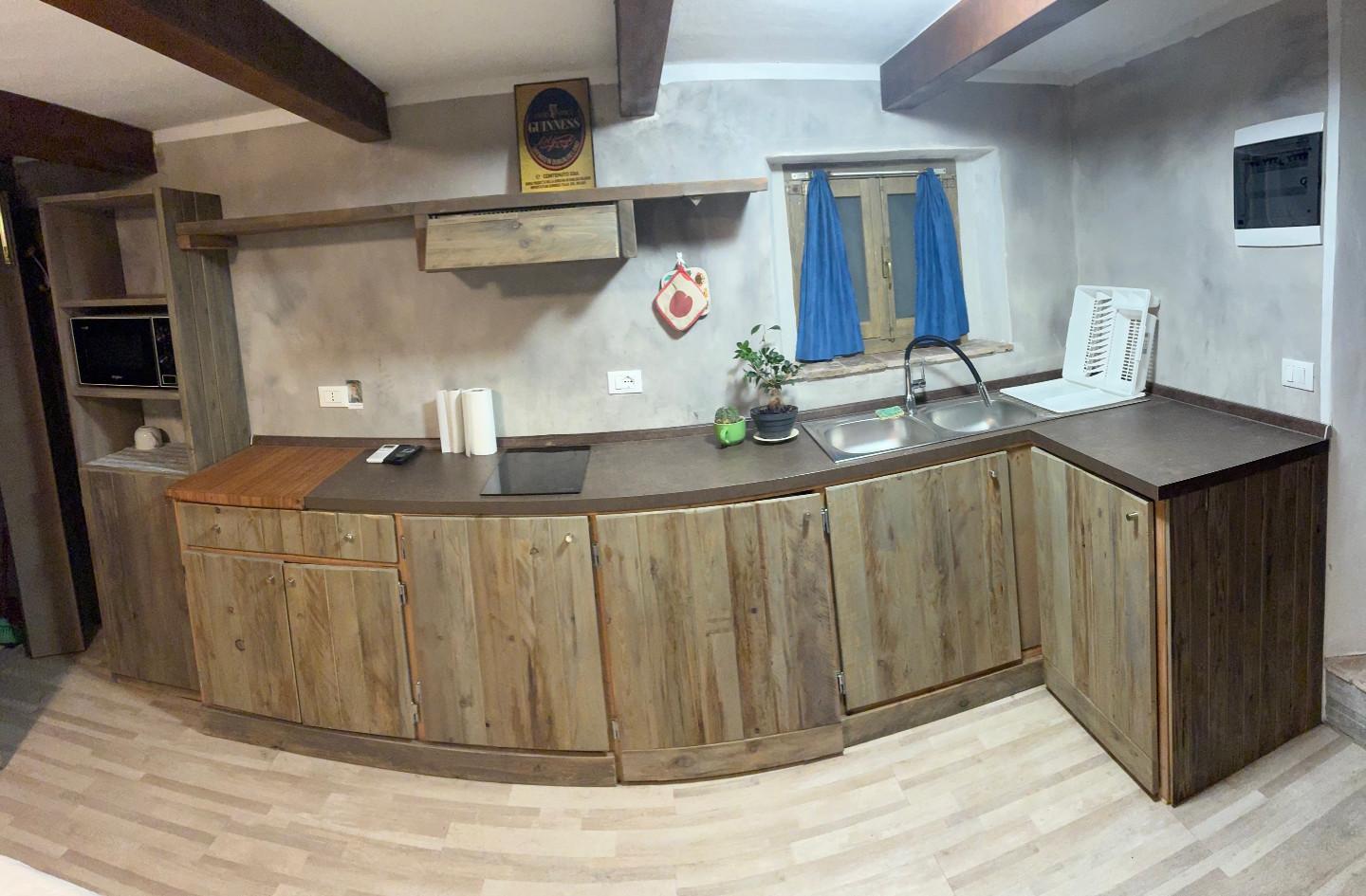 Monolocale arredato in affitto a Vicopisano