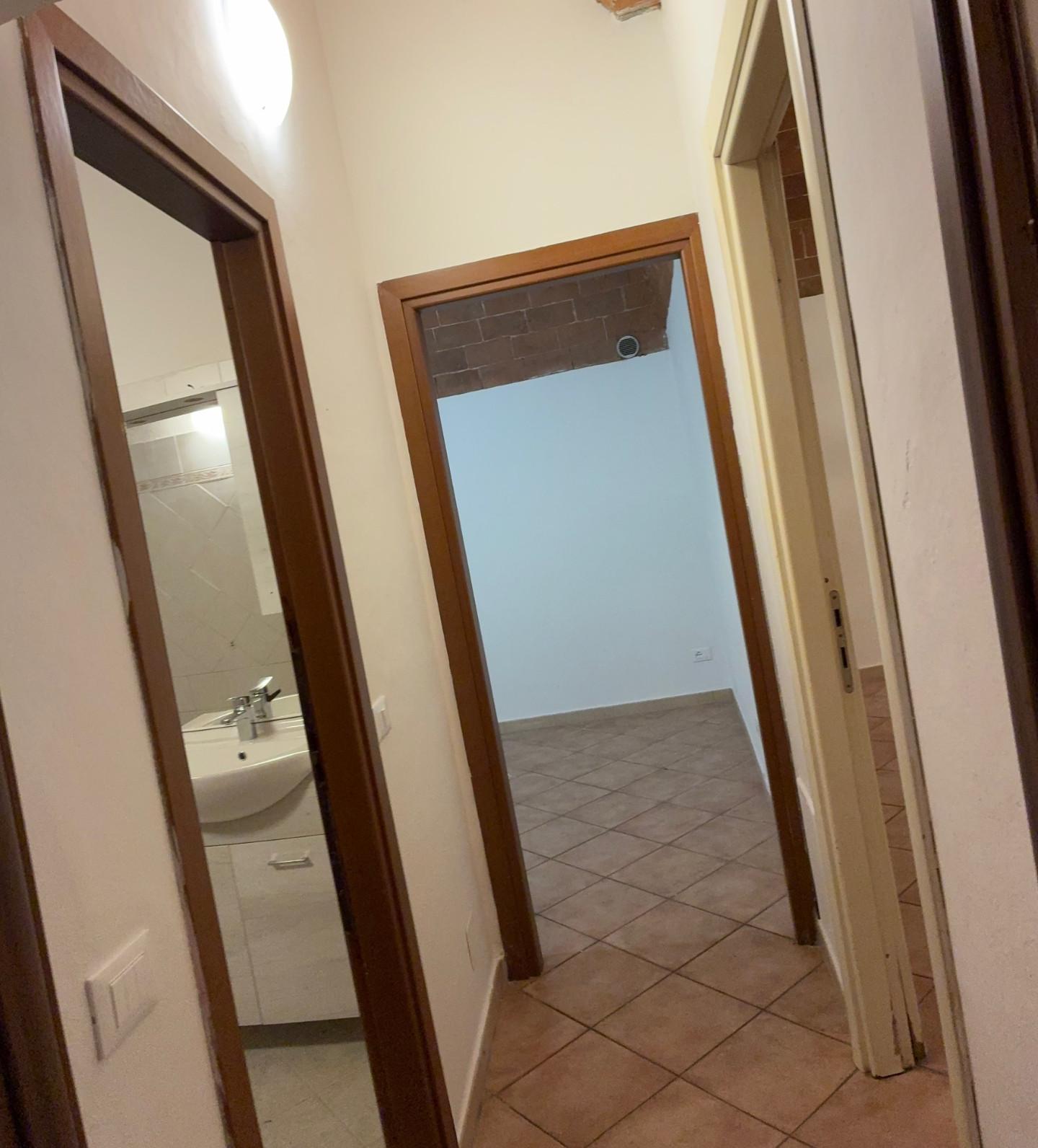 Trilocale arredato in affitto, Pisa zona le piagge