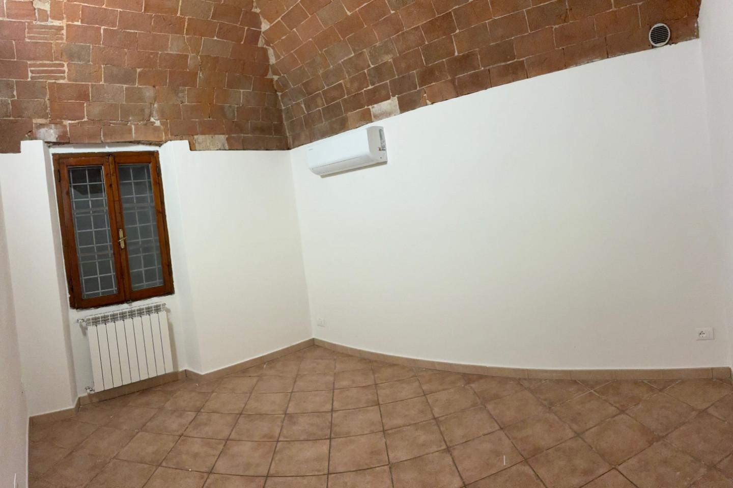 Trilocale arredato in affitto, Pisa zona le piagge