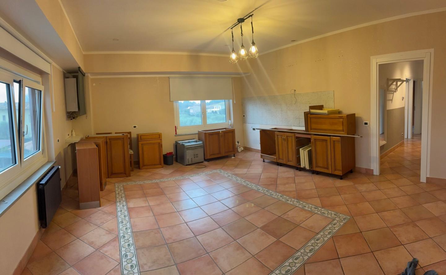 Trilocale in affitto, San Giuliano Terme campo