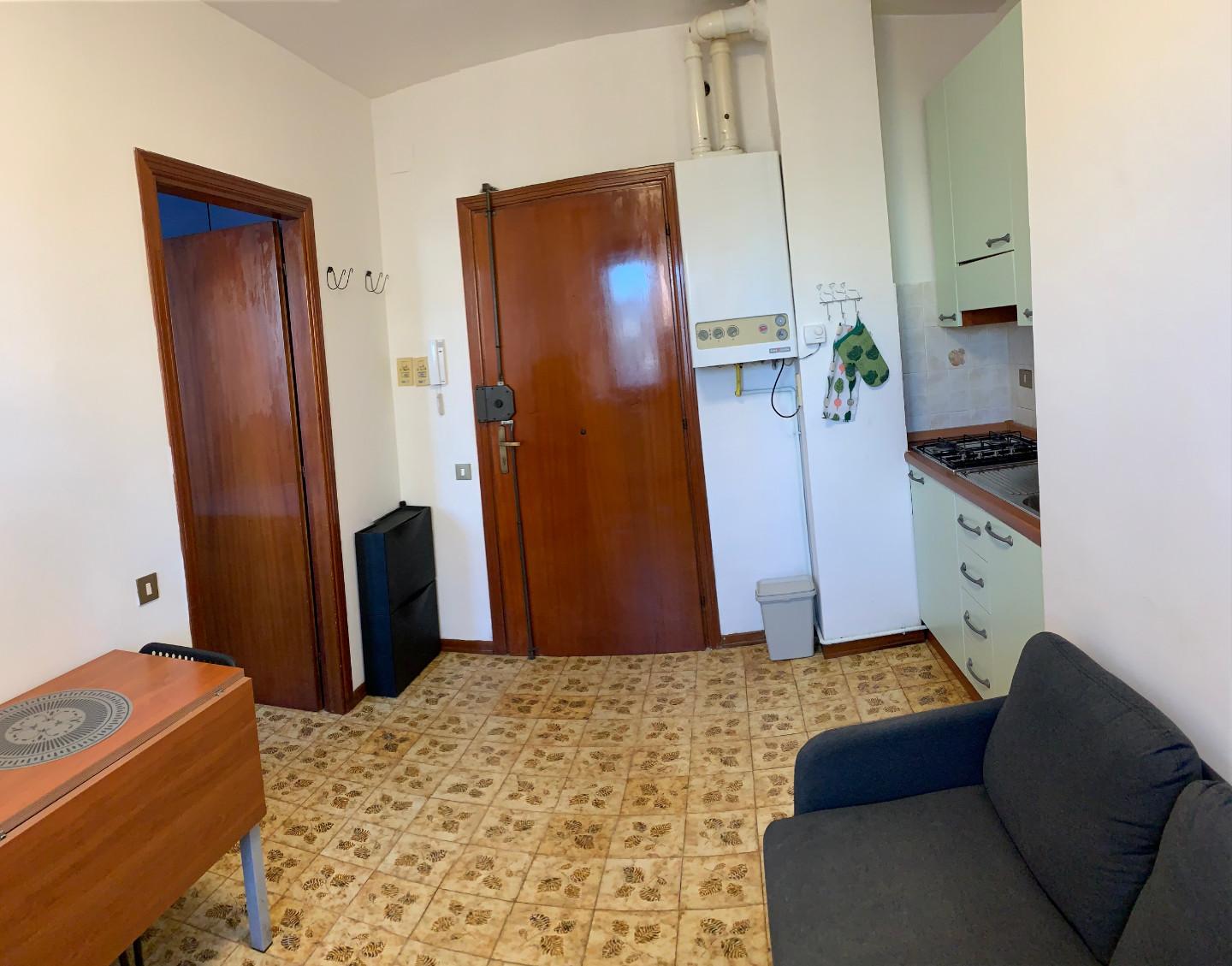 Bilocale arredato in affitto, Pisa nova