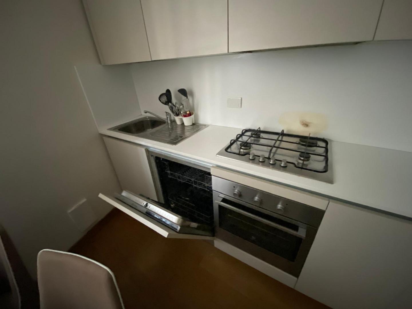 Trilocale arredato in affitto, Pisa santa maria