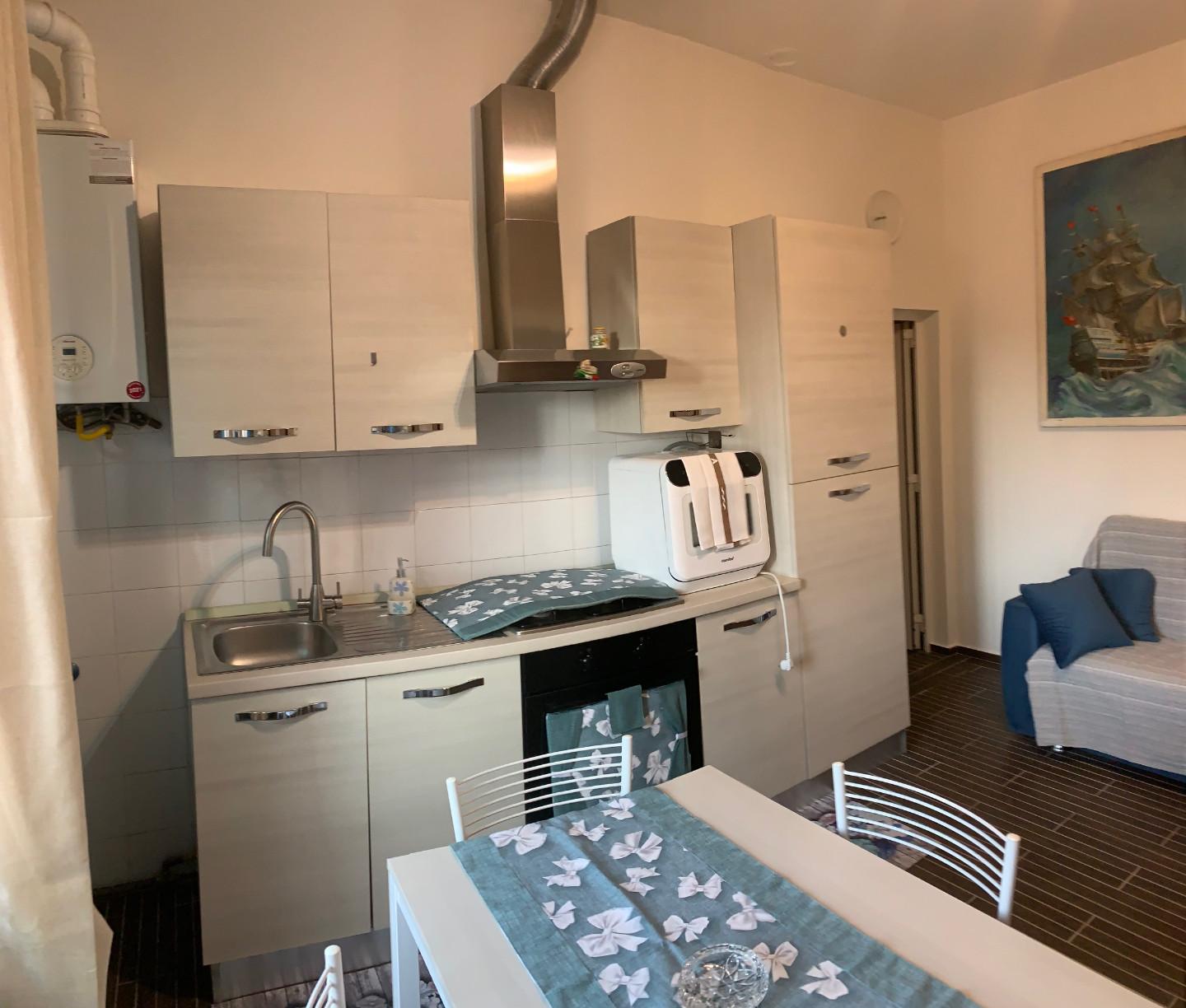 Bilocale arredato in affitto, Pontedera centro