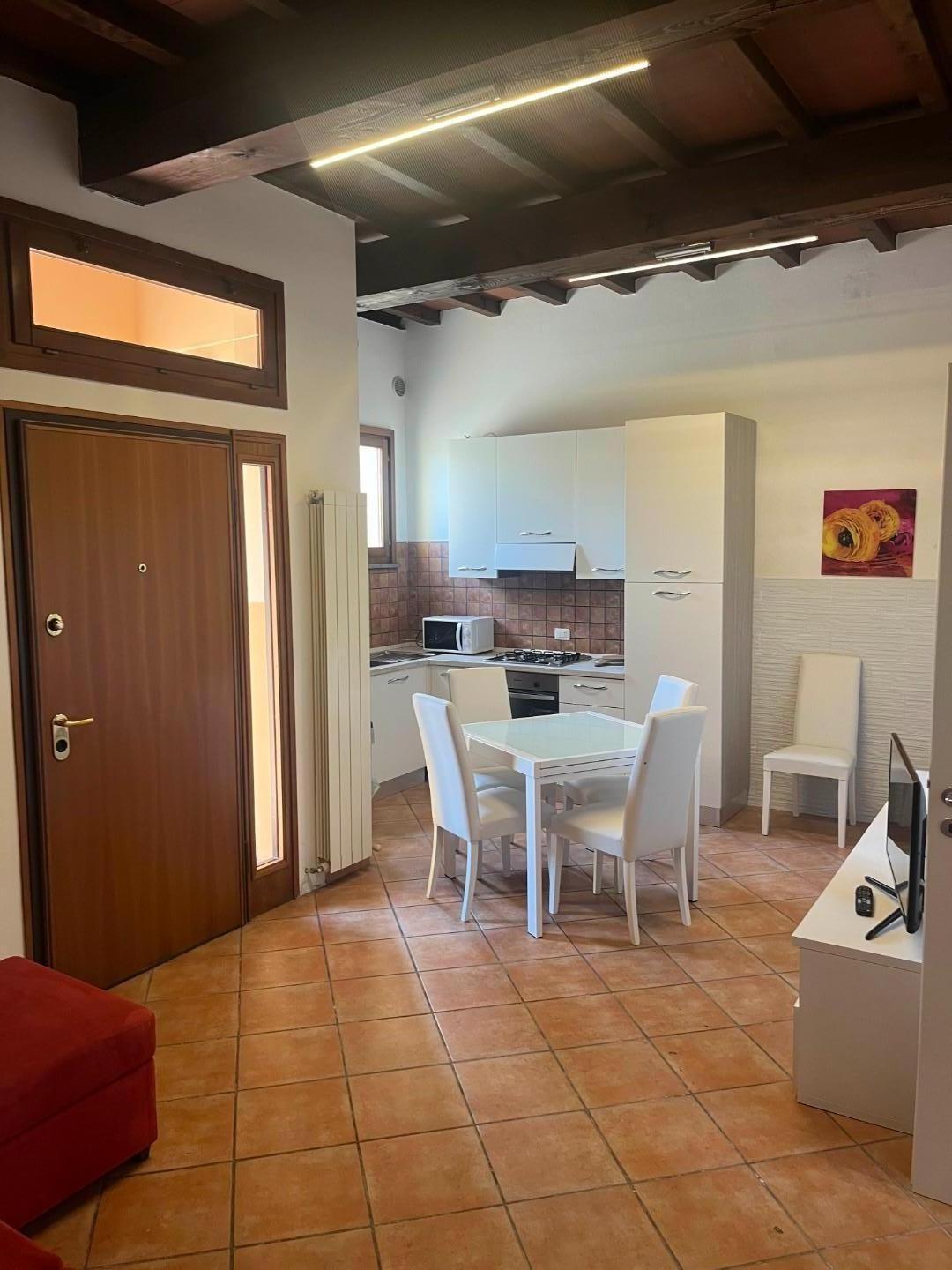 Trilocale in vendita a Cascina