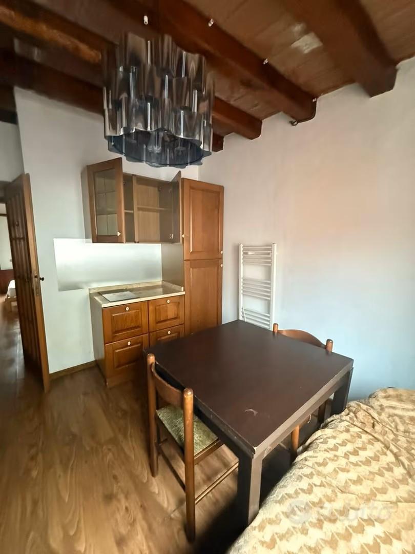 Bilocale arredato in affitto, Pisa porta a mare