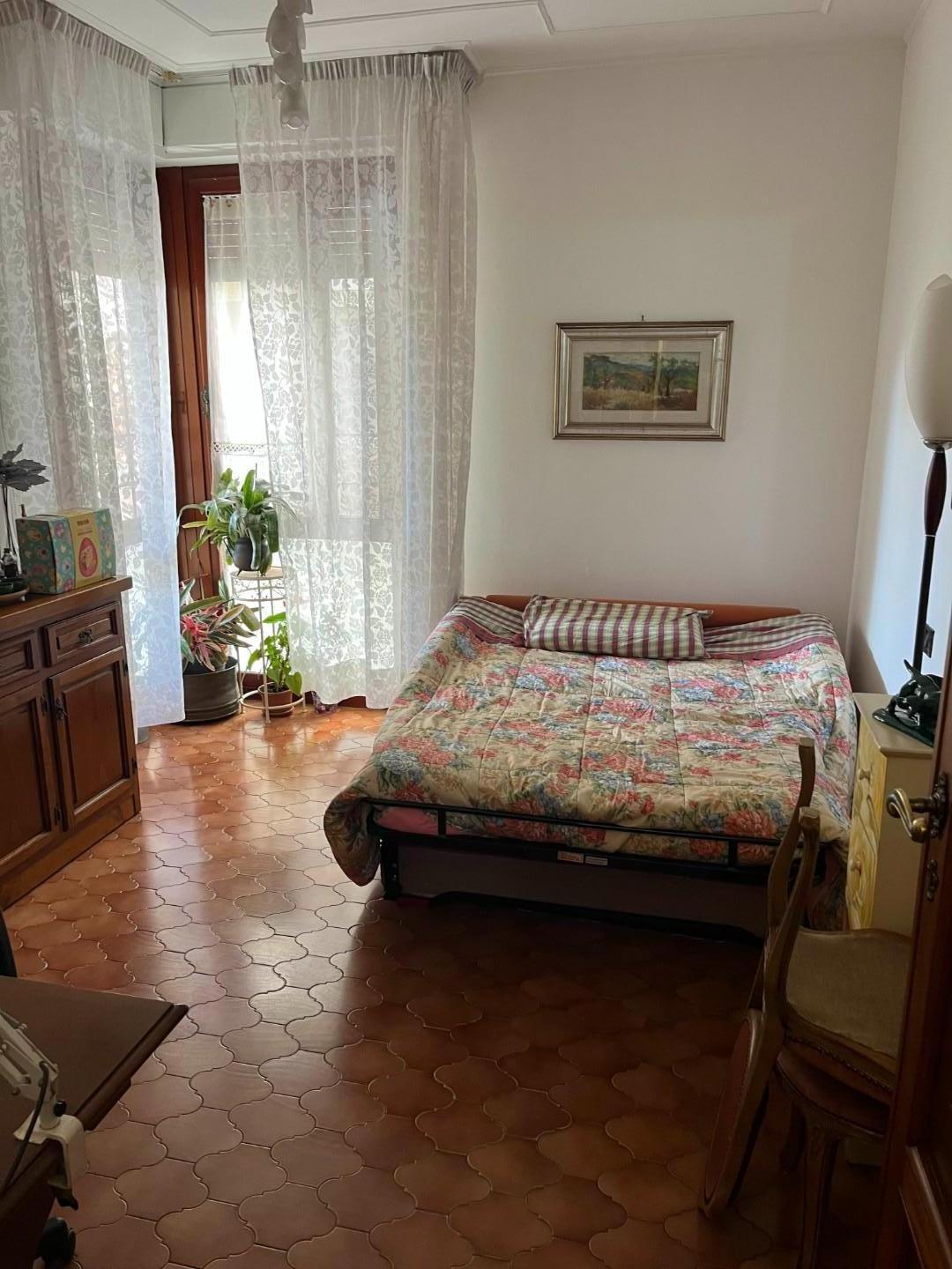 Stanza Singola con terrazzi, Pisa porta a lucca