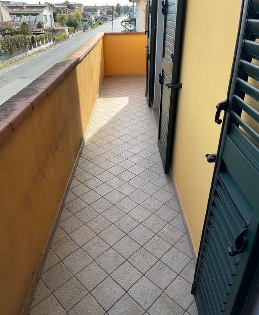 Trilocale arredato in affitto, Lucca sant'anna