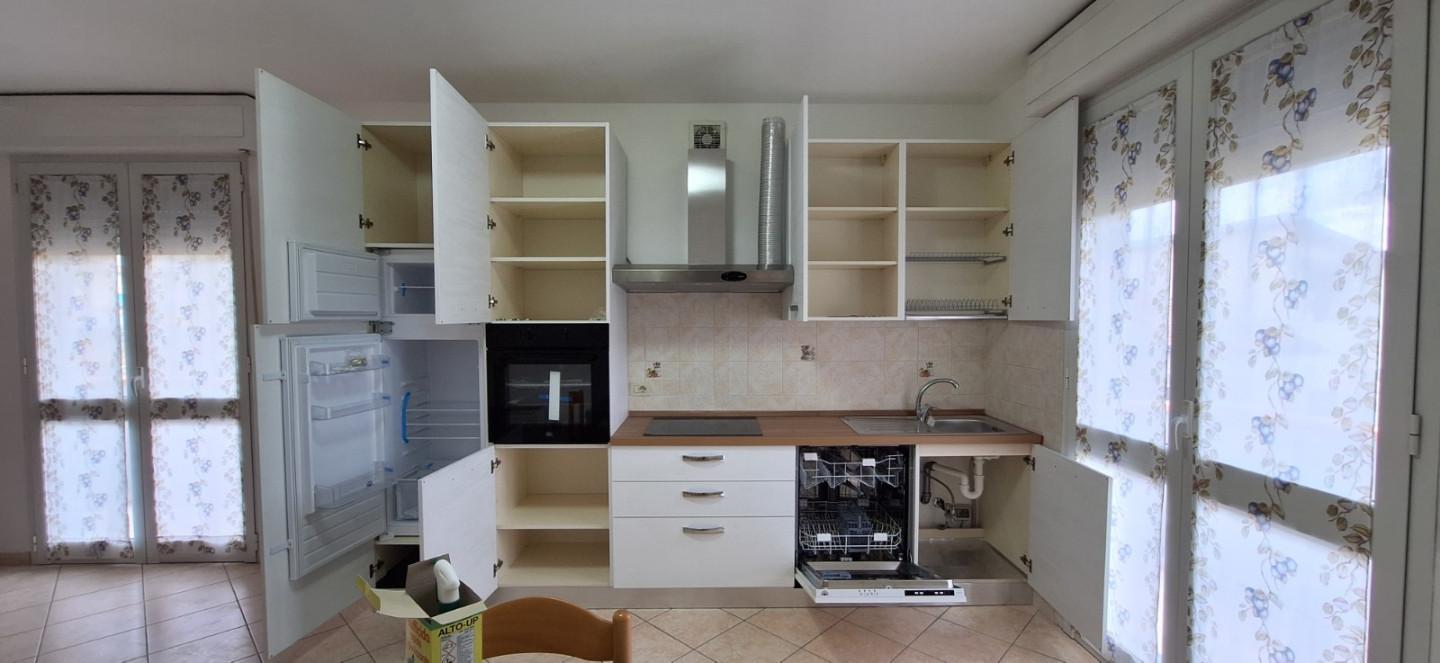 Trilocale arredato in affitto, Lucca sant'anna