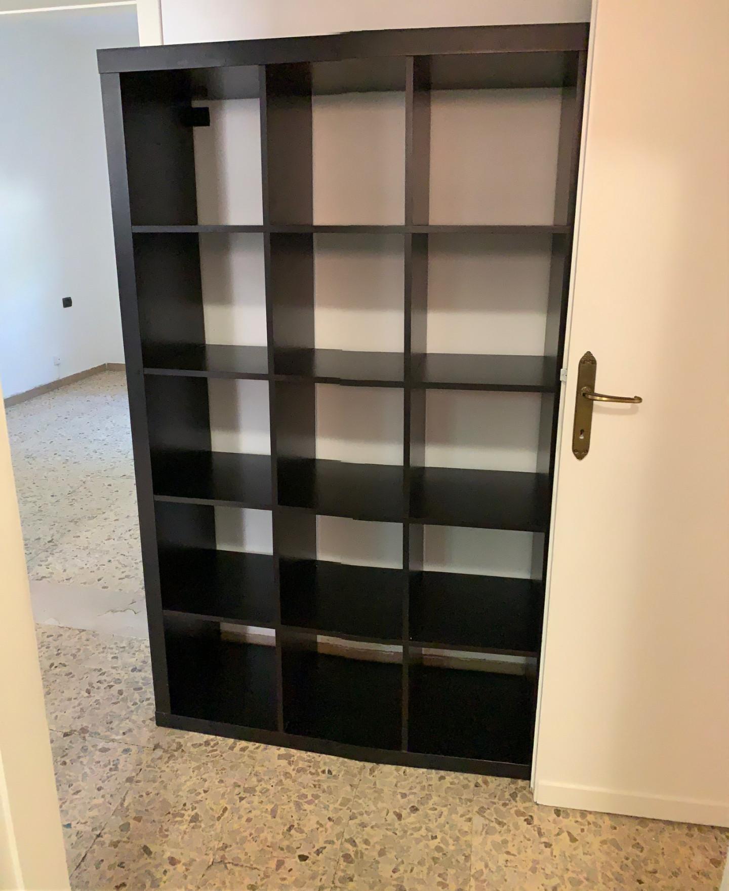 Stanza Singola con terrazzo, Pisa i passi