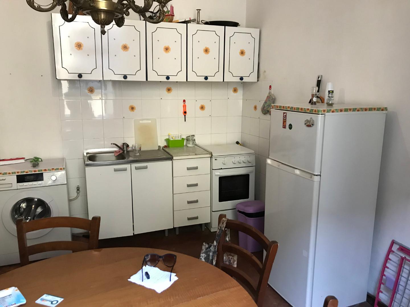 Trilocale arredato in affitto, Pisa borgo largo