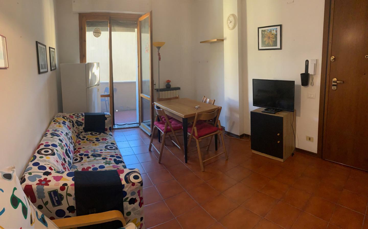 Trilocale arredato in affitto, Pisa cisanello