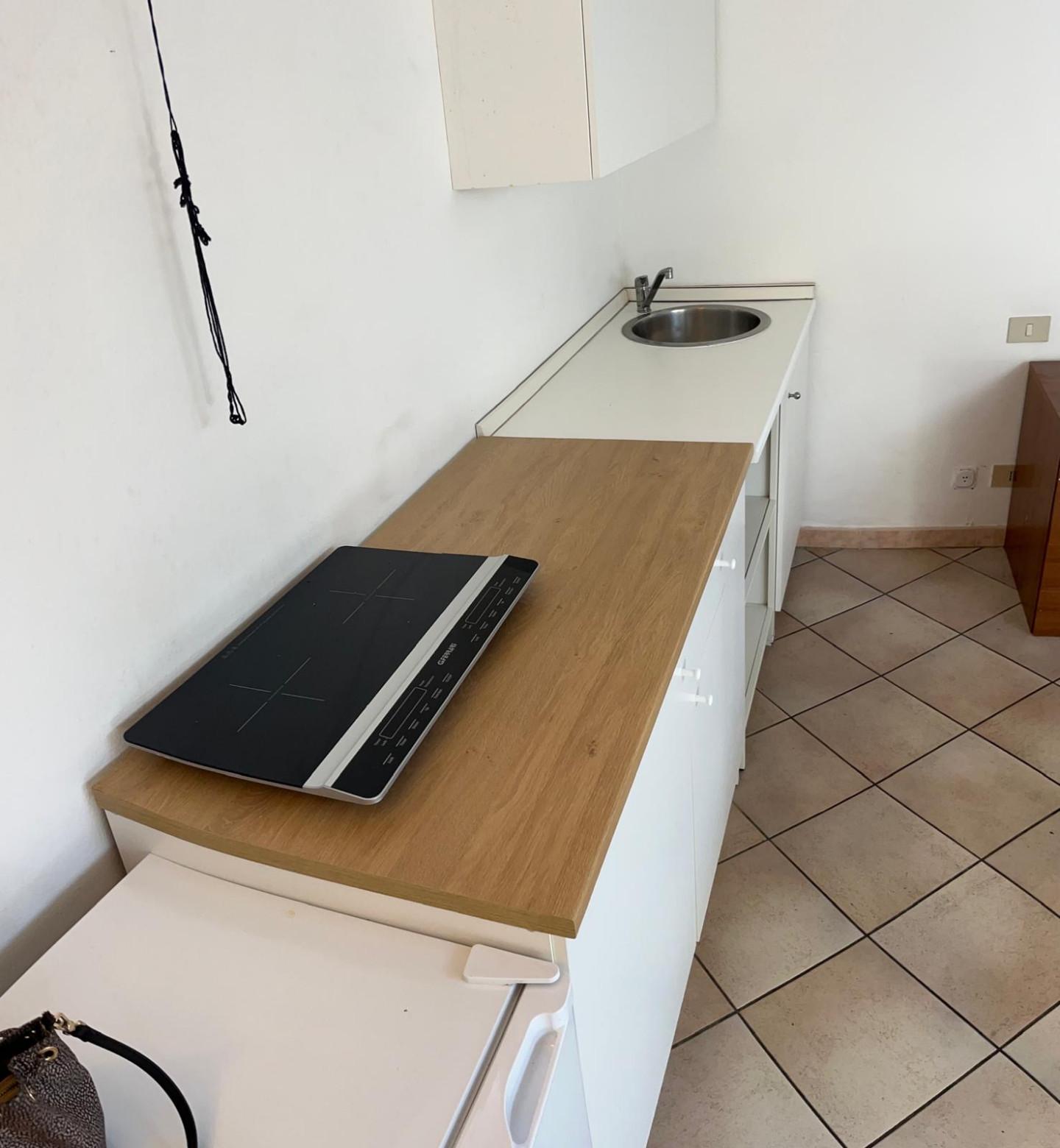 Monolocale arredato in affitto, Pisa porta a lucca