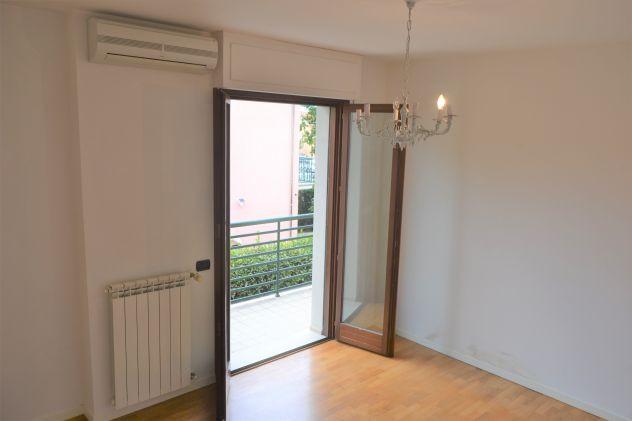Trilocale con terrazzi, Vecchiano nodica
