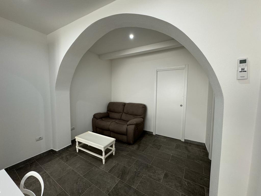 Trilocale arredato in affitto a Cascina