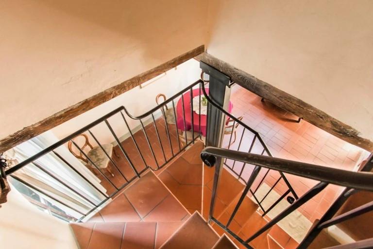 Trilocale arredato in affitto, Lucca santissima annunziata