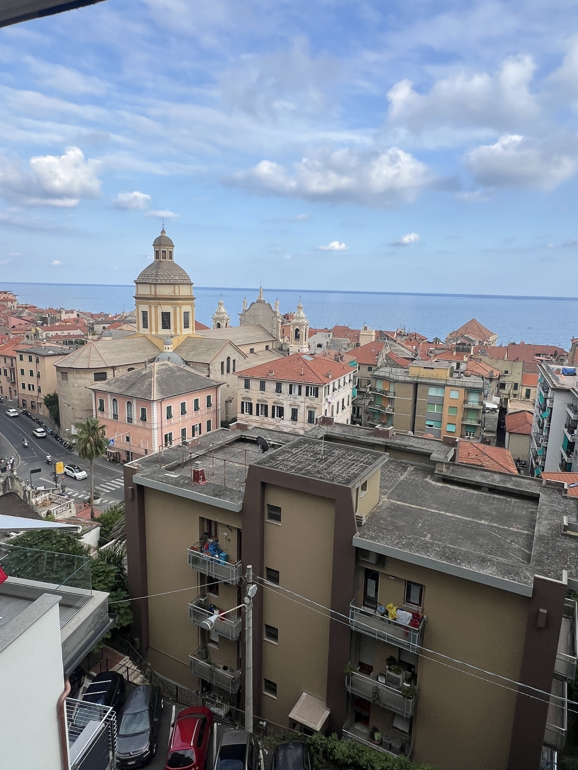 Trilocale in affitto in via caviglia 69, Finale Ligure