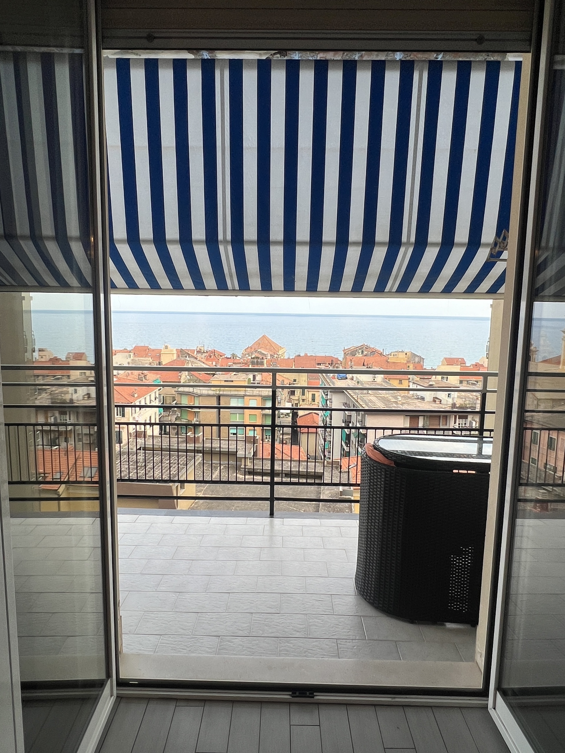 Trilocale in affitto in via caviglia 69, Finale Ligure