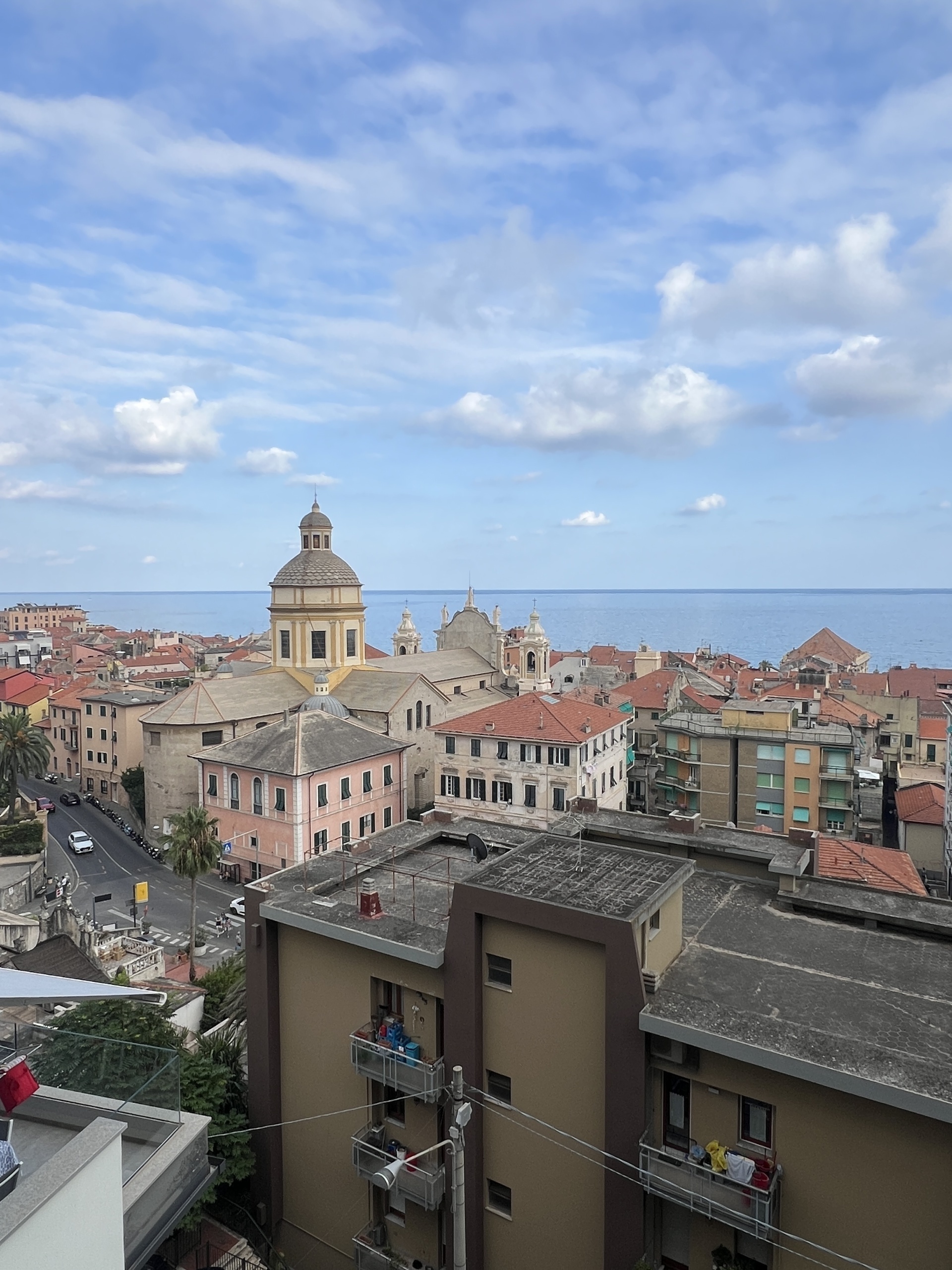 Trilocale in affitto in via caviglia 69, Finale Ligure