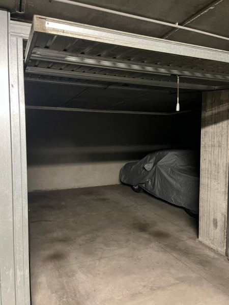 Box/Garage 42mq in vendita a Torino