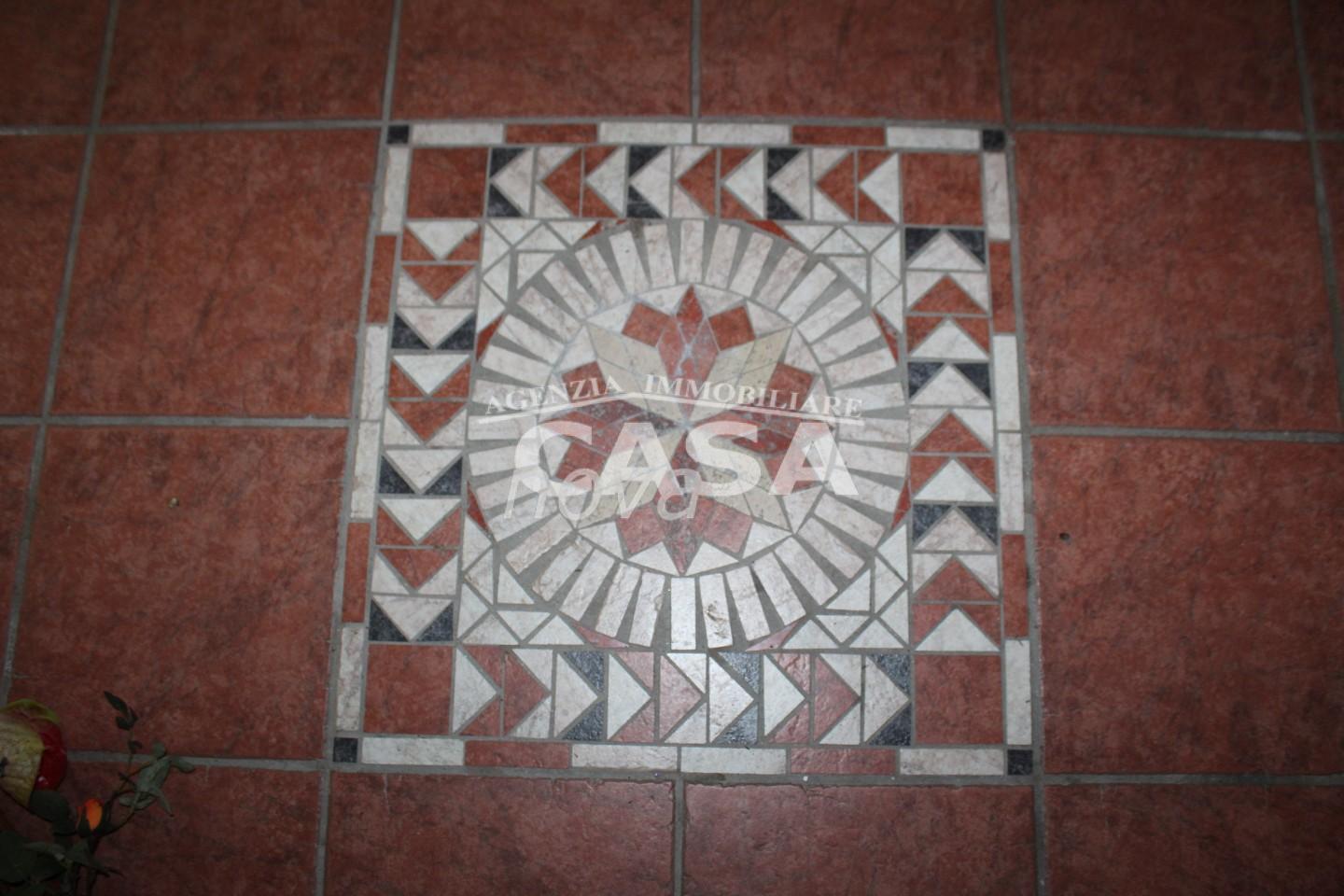 Villa con giardino a Santa Maria a Monte