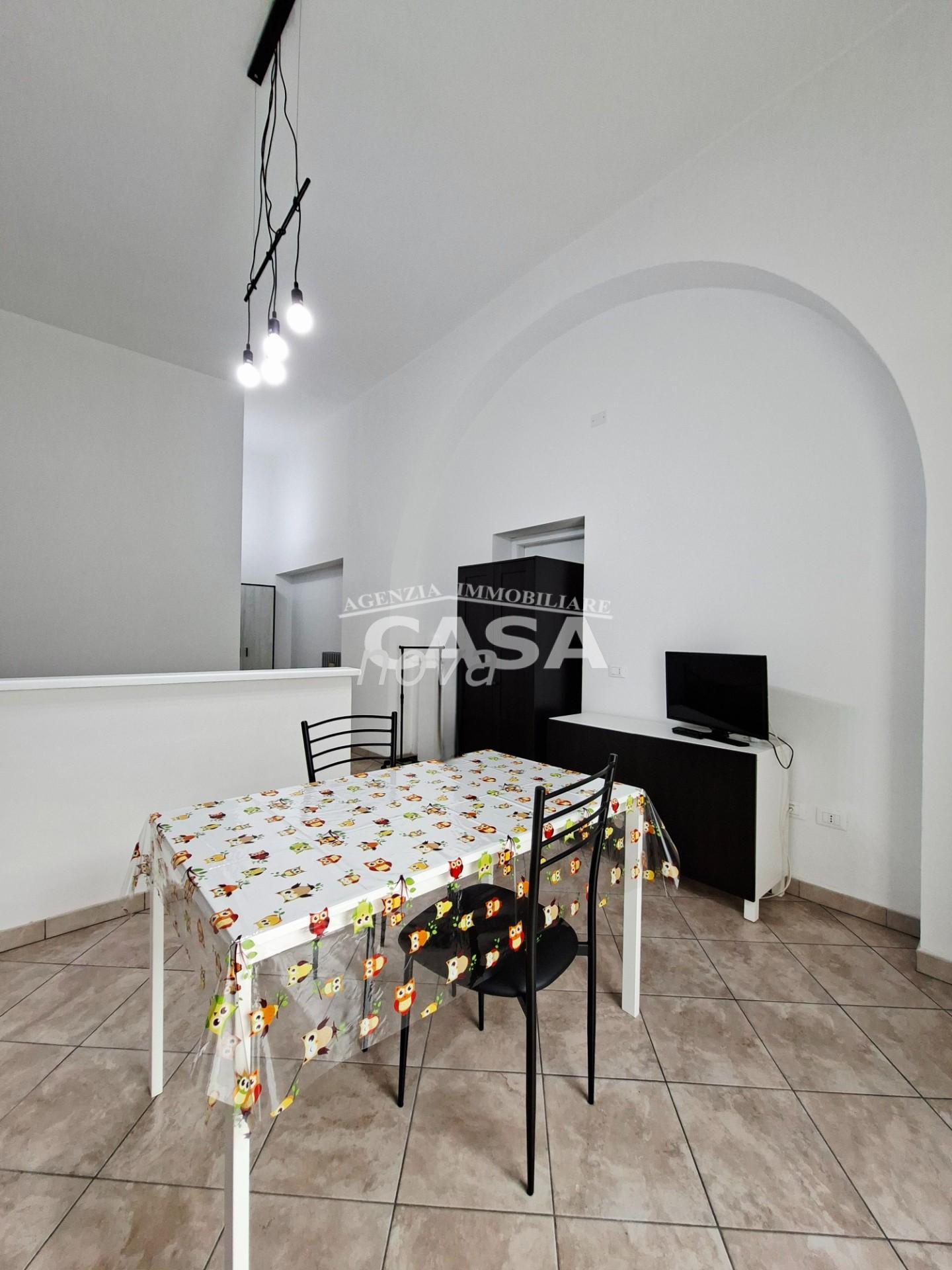 Monolocale arredato in affitto a Buti