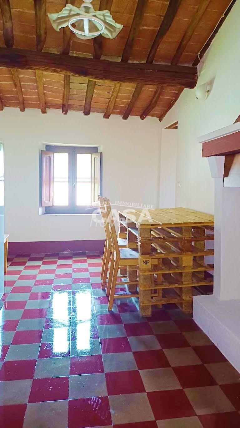 Trilocale ristrutturato a Buti