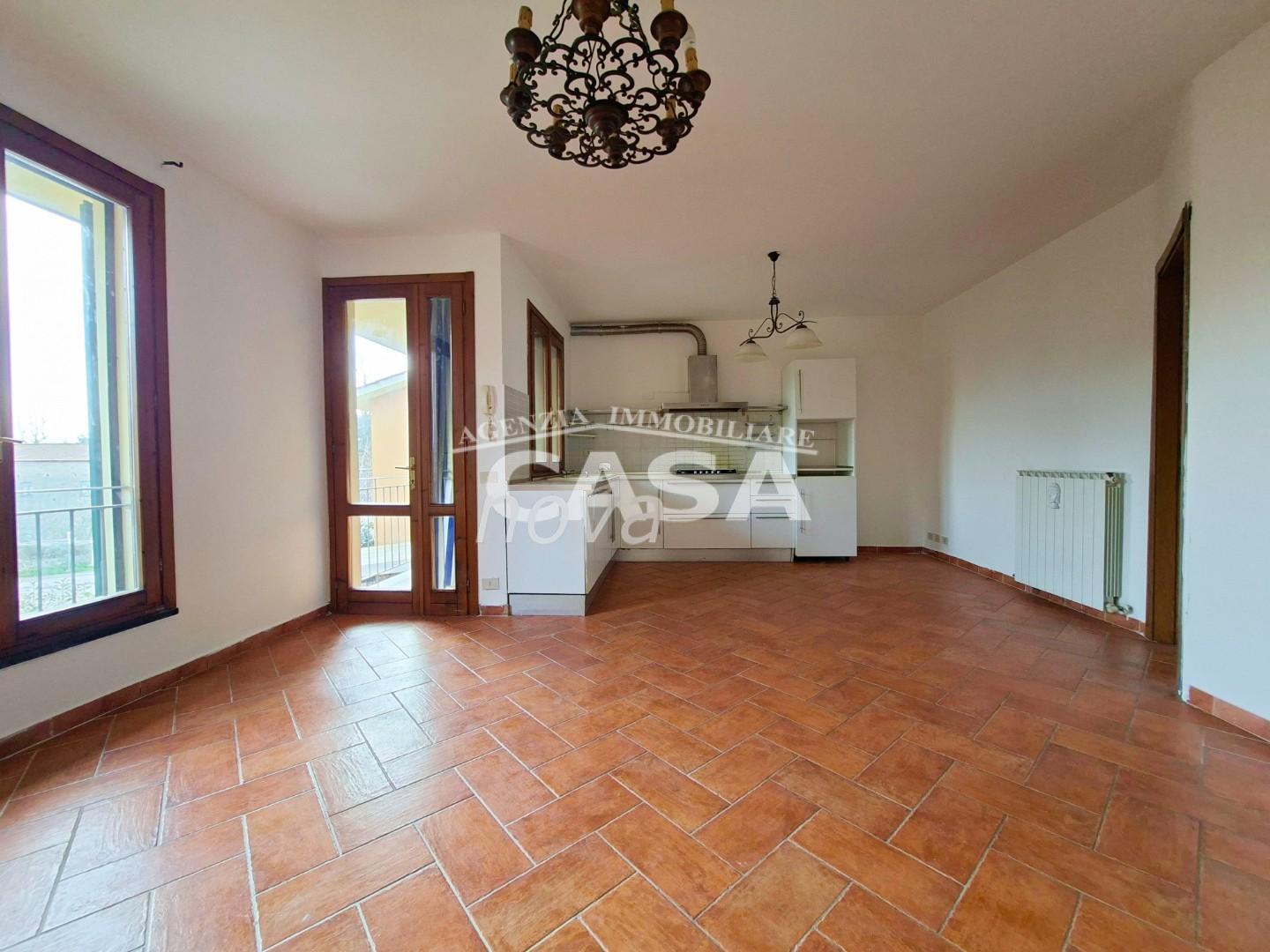 Trilocale con giardino, Buti la croce